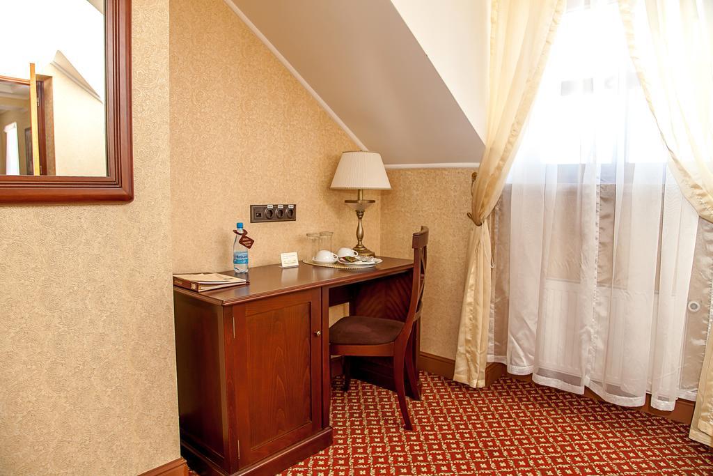 Optima Collection Kamianets-Podilskyi Exterior foto