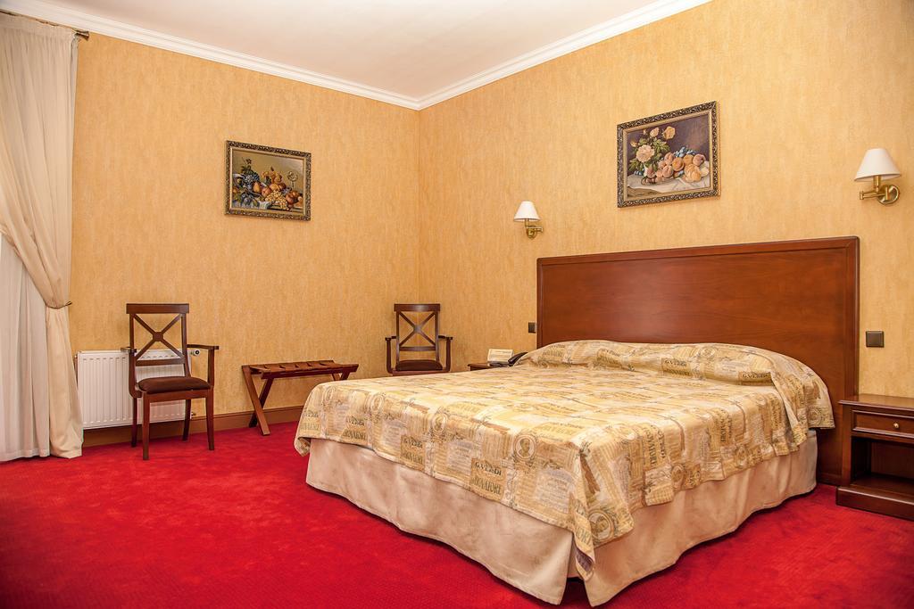 Optima Collection Kamianets-Podilskyi Exterior foto